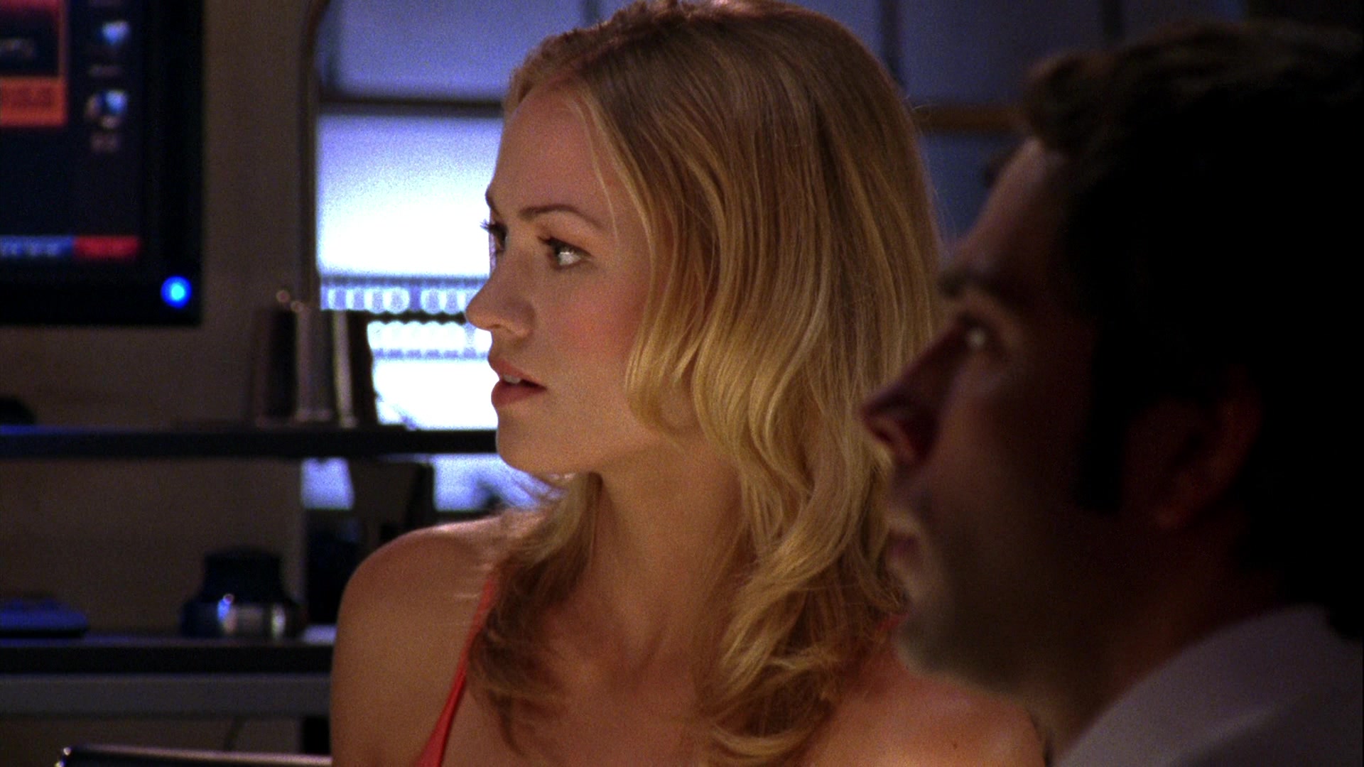 Chuck_2x03_ChuckVersustheBreak-Up_0065.jpg