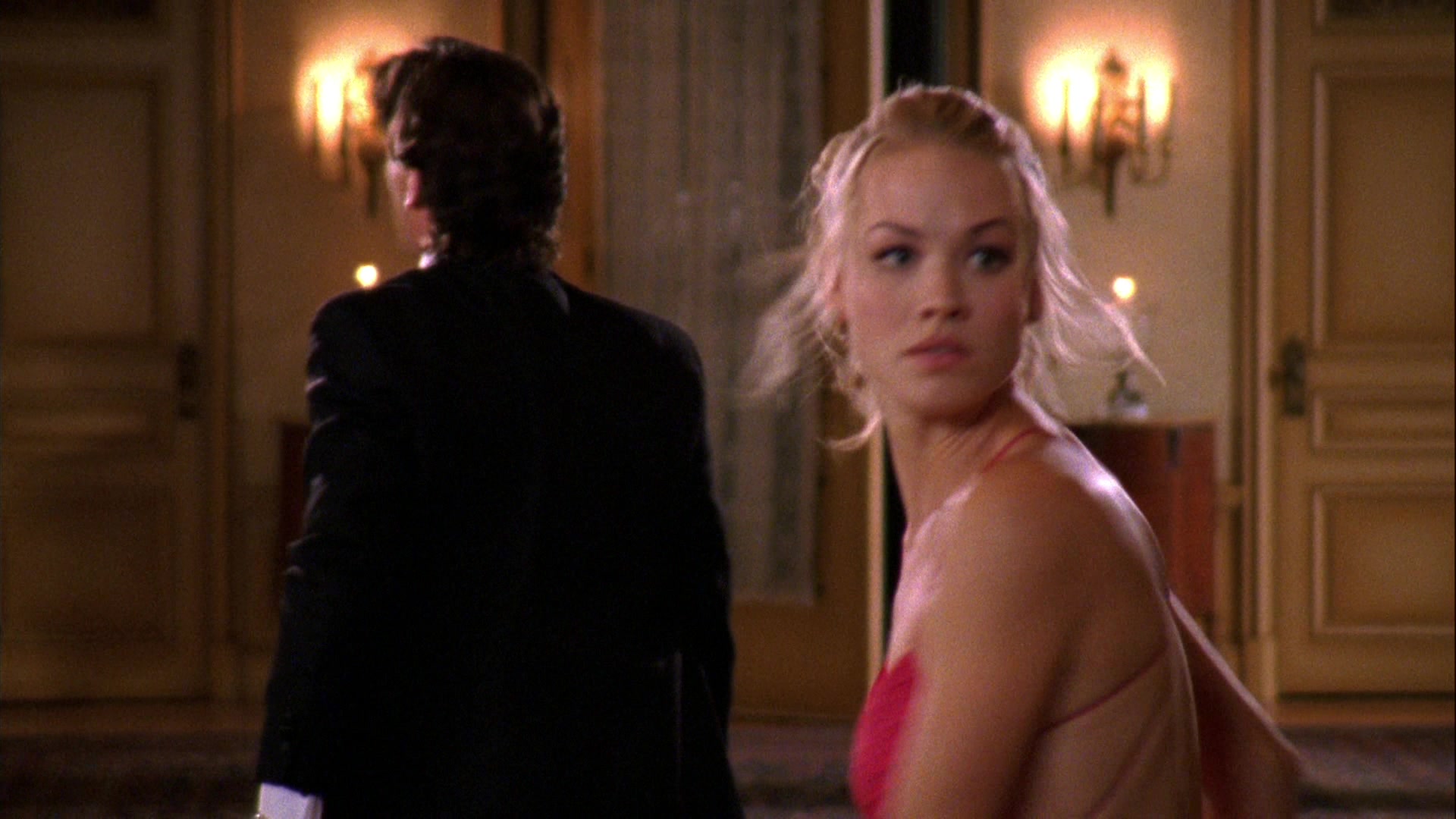Chuck_2x03_ChuckVersustheBreak-Up_0179.jpg