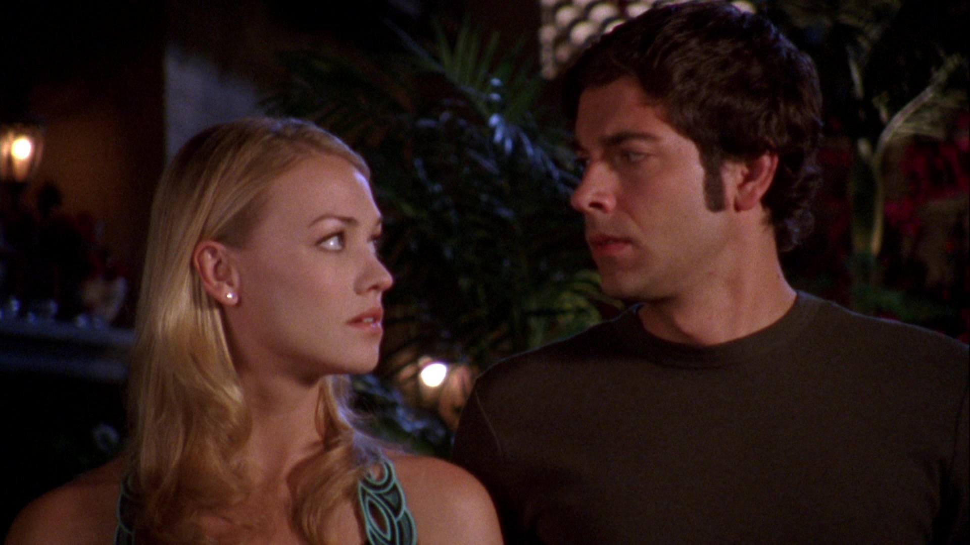 Chuck_2x03_ChuckVersustheBreak-Up_0389.jpg