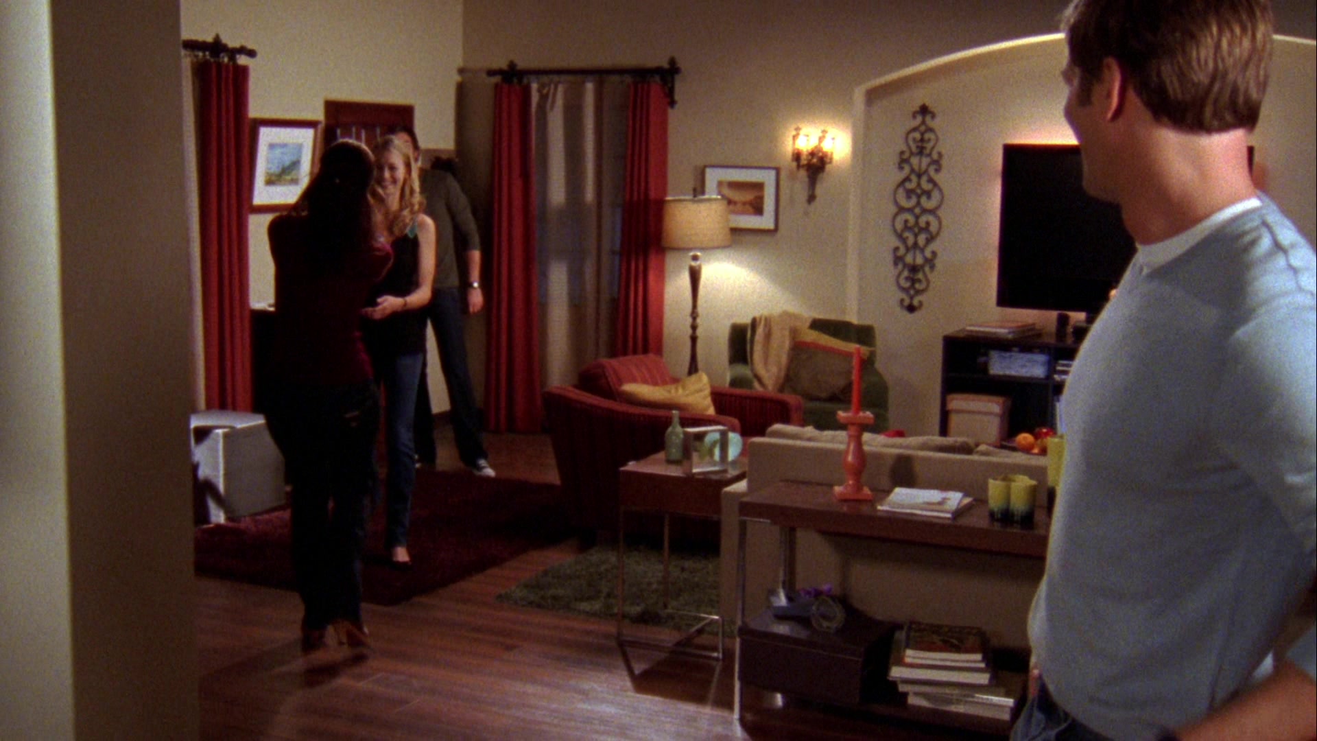 Chuck_2x03_ChuckVersustheBreak-Up_0396.jpg