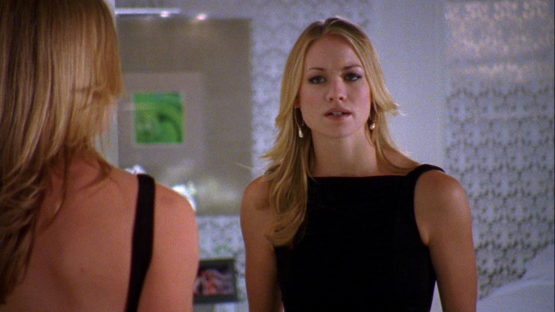 Chuck_2x04_ChuckVersustheCougars_0238.jpg Chuck_2x04_ChuckVersustheCougars_0238.jpg