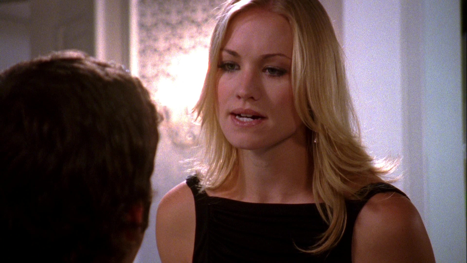 Chuck_2x04_ChuckVersustheCougars_0249.jpg Chuck_2x04_ChuckVersustheCougars_0249.jpg