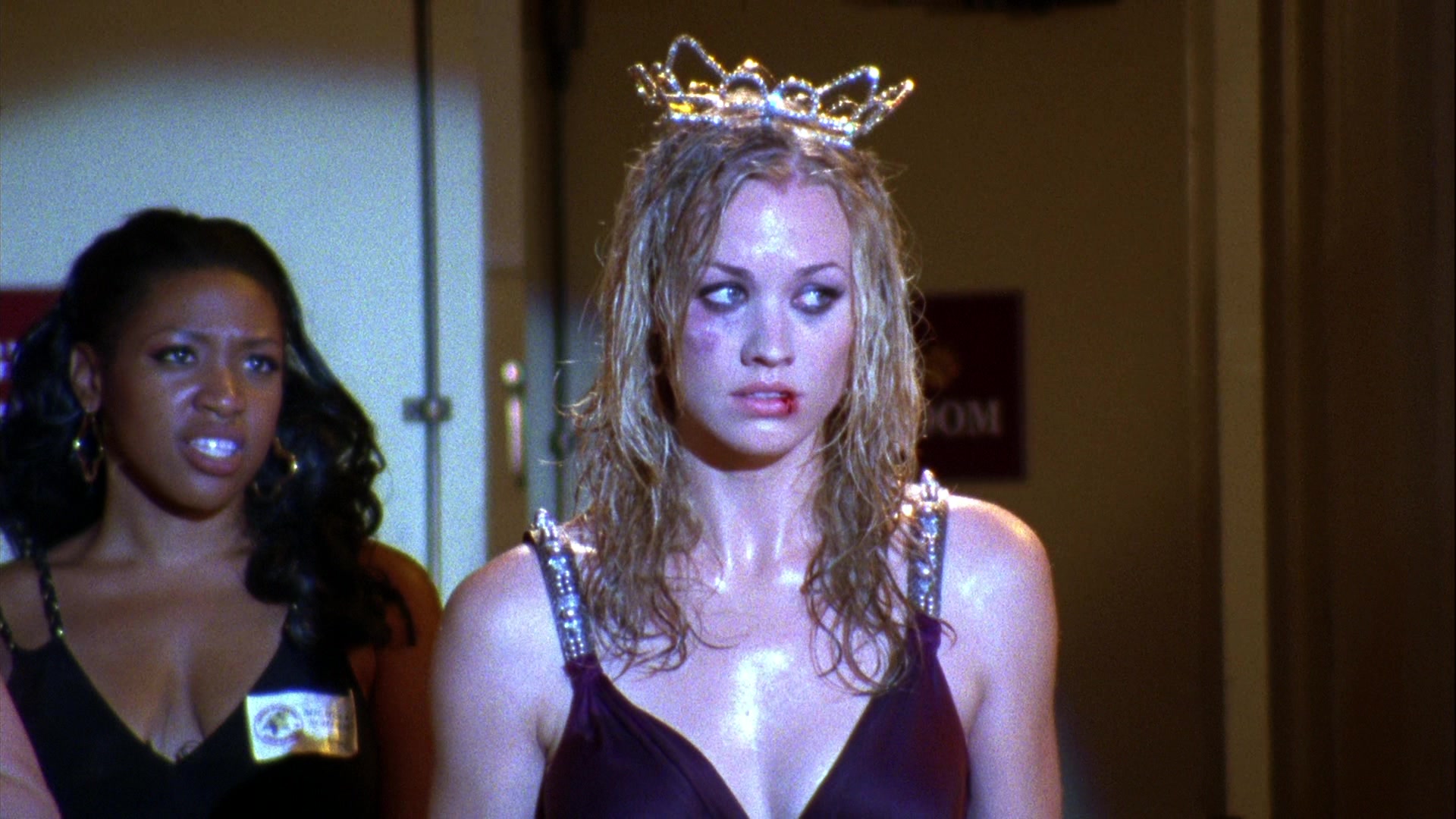 Chuck_2x04_ChuckVersustheCougars_0594.jpg