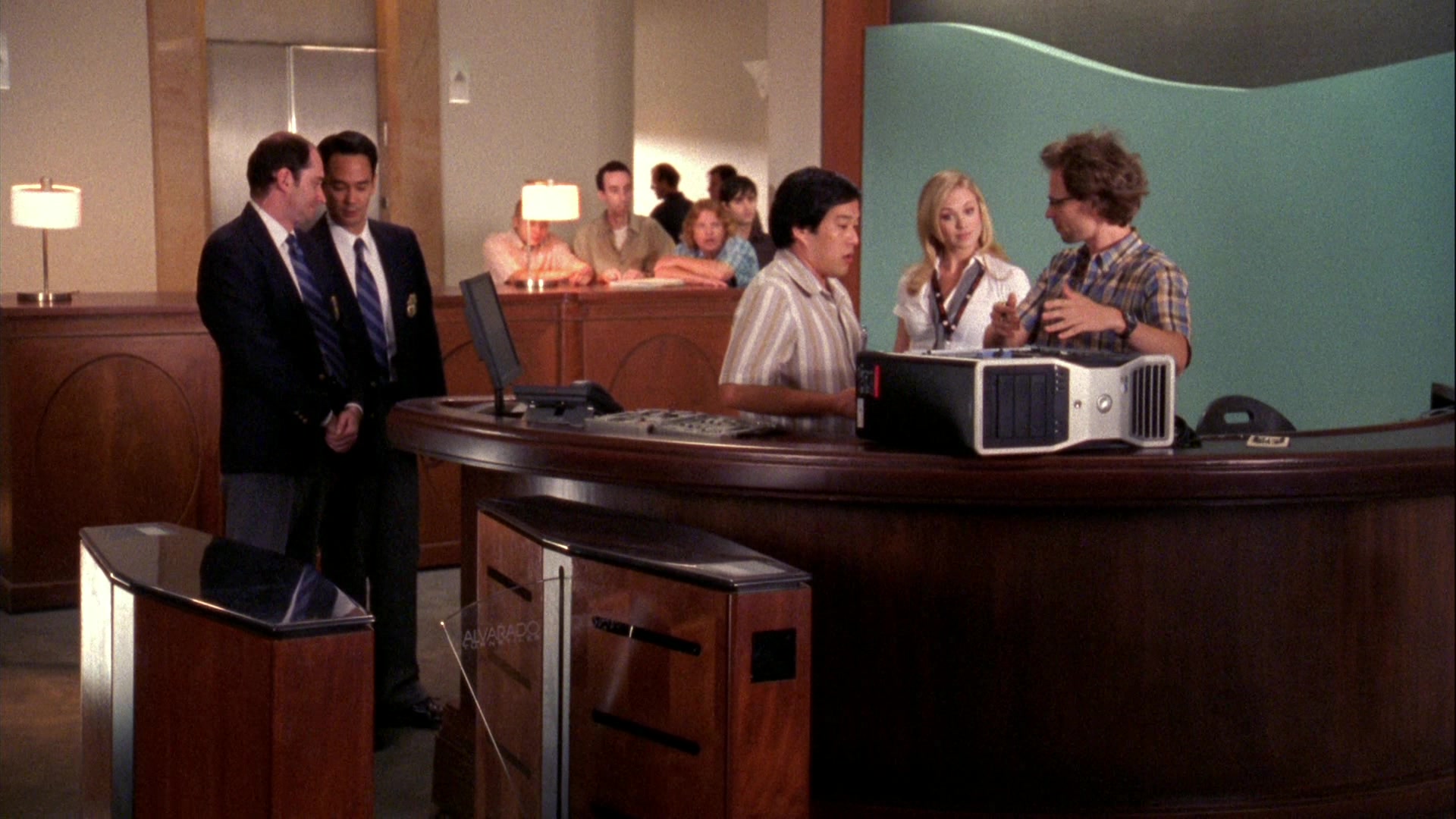 Chuck_2x05_ChuckVersusTomSawyer_0149.jpg