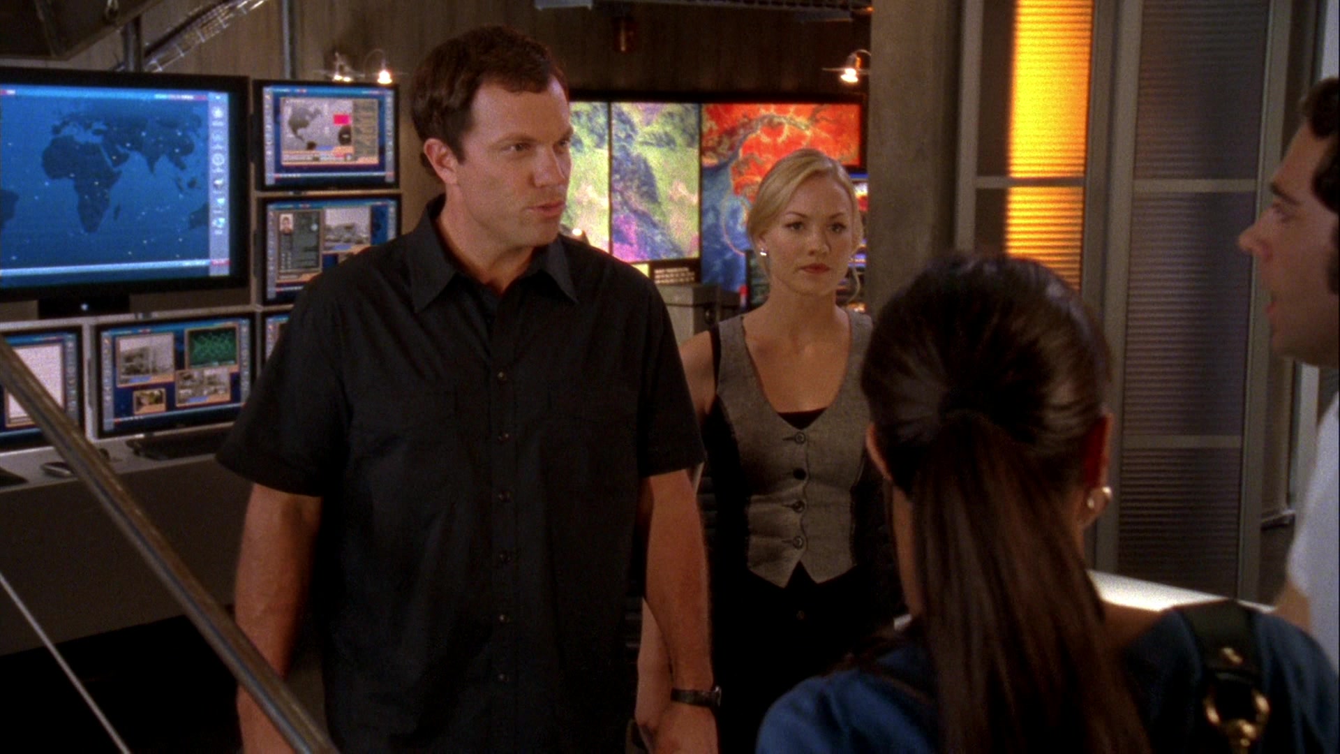 Chuck_2x07ChuckVersustheFatLady_0154.jpg