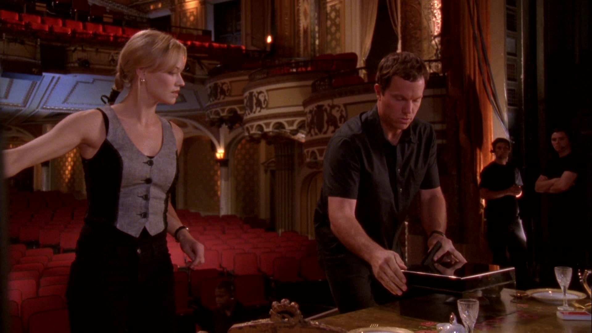 Chuck_2x07ChuckVersustheFatLady_0195.jpg