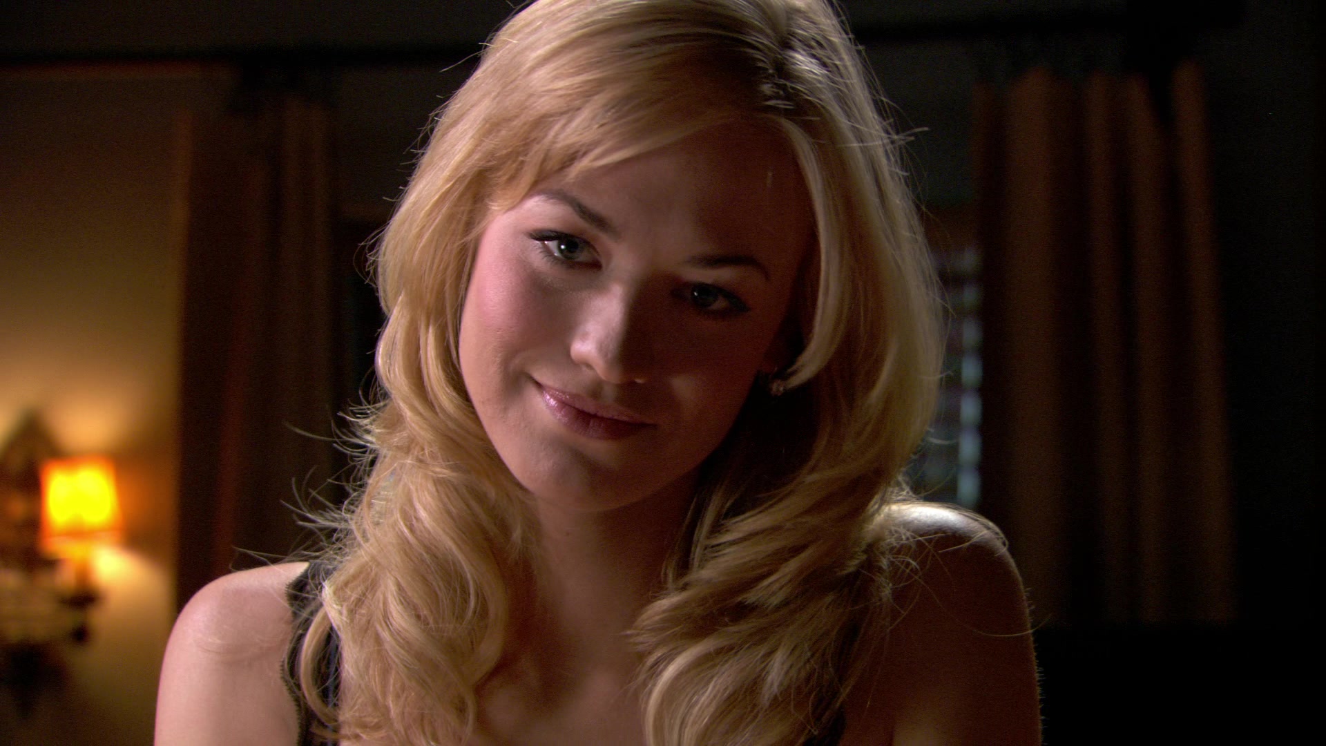 Chuck_2x12_ChuckVersustheThirdDimension_0001.jpg