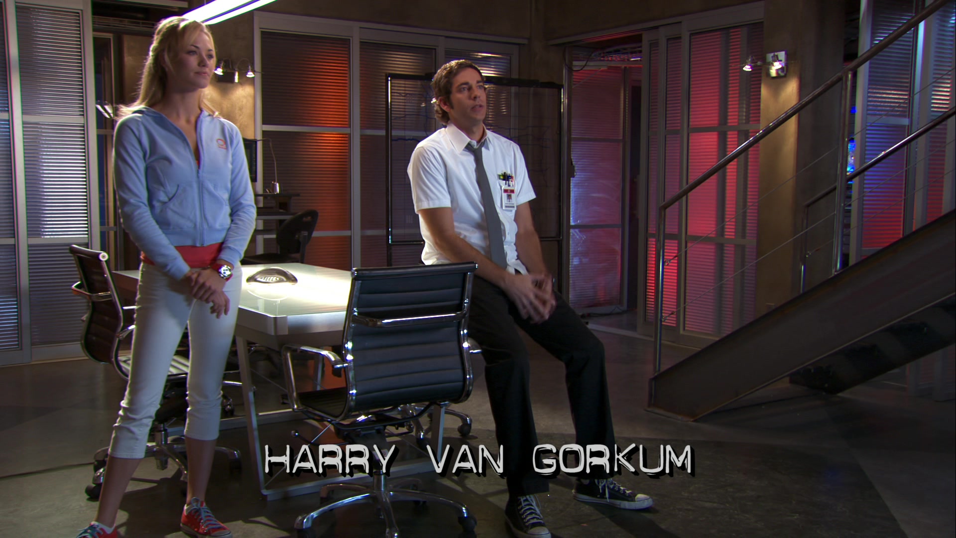 Chuck_2x12_ChuckVersustheThirdDimension_0045.jpg