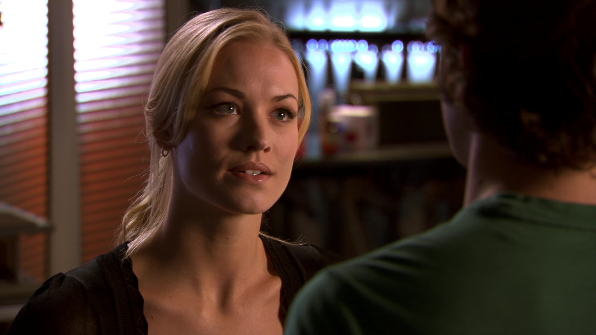 Chuck_2x12_ChuckVersustheThirdDimension_0182.jpg