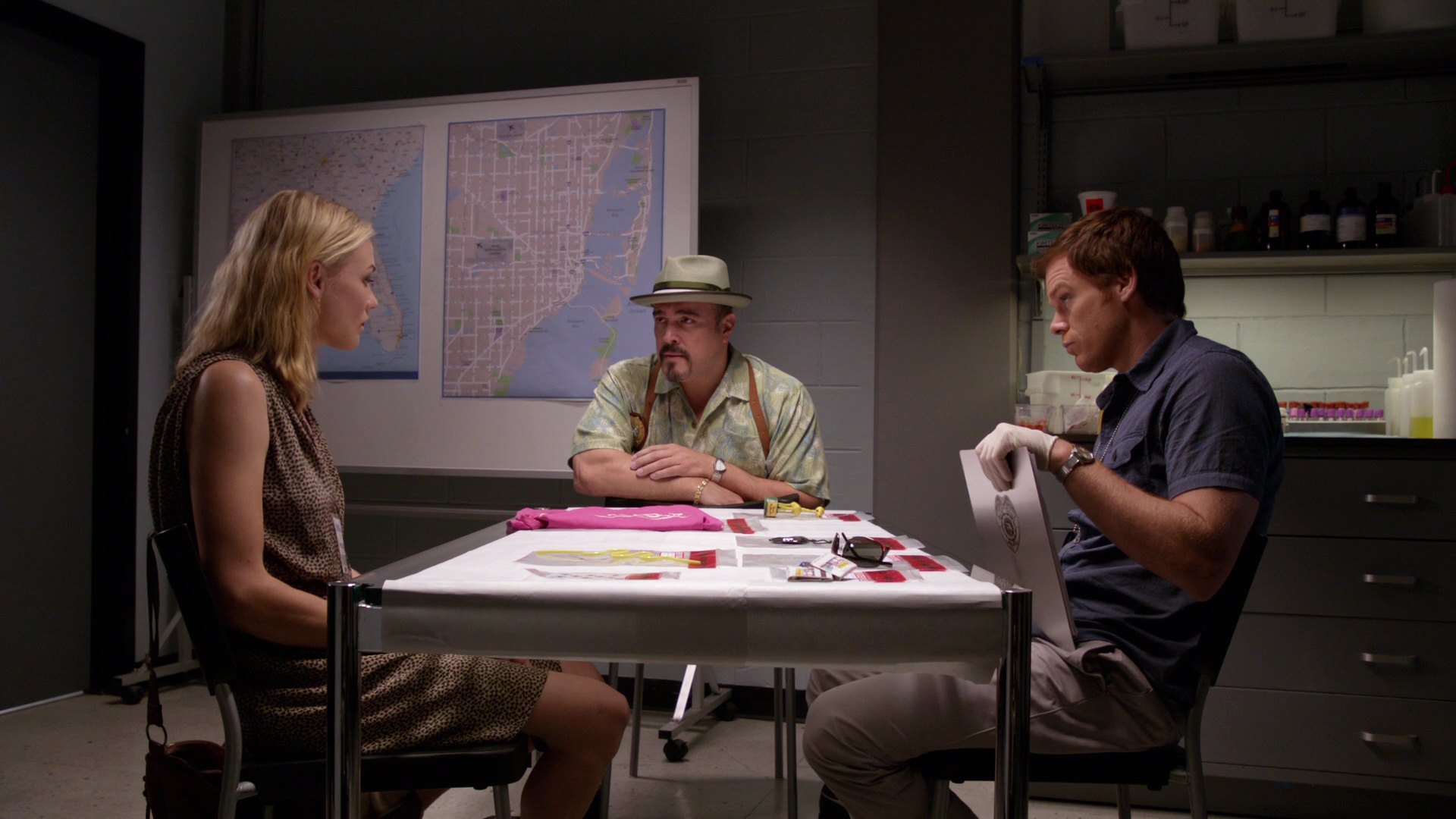 Dexter_7x05_SwimDeep_0021.jpg