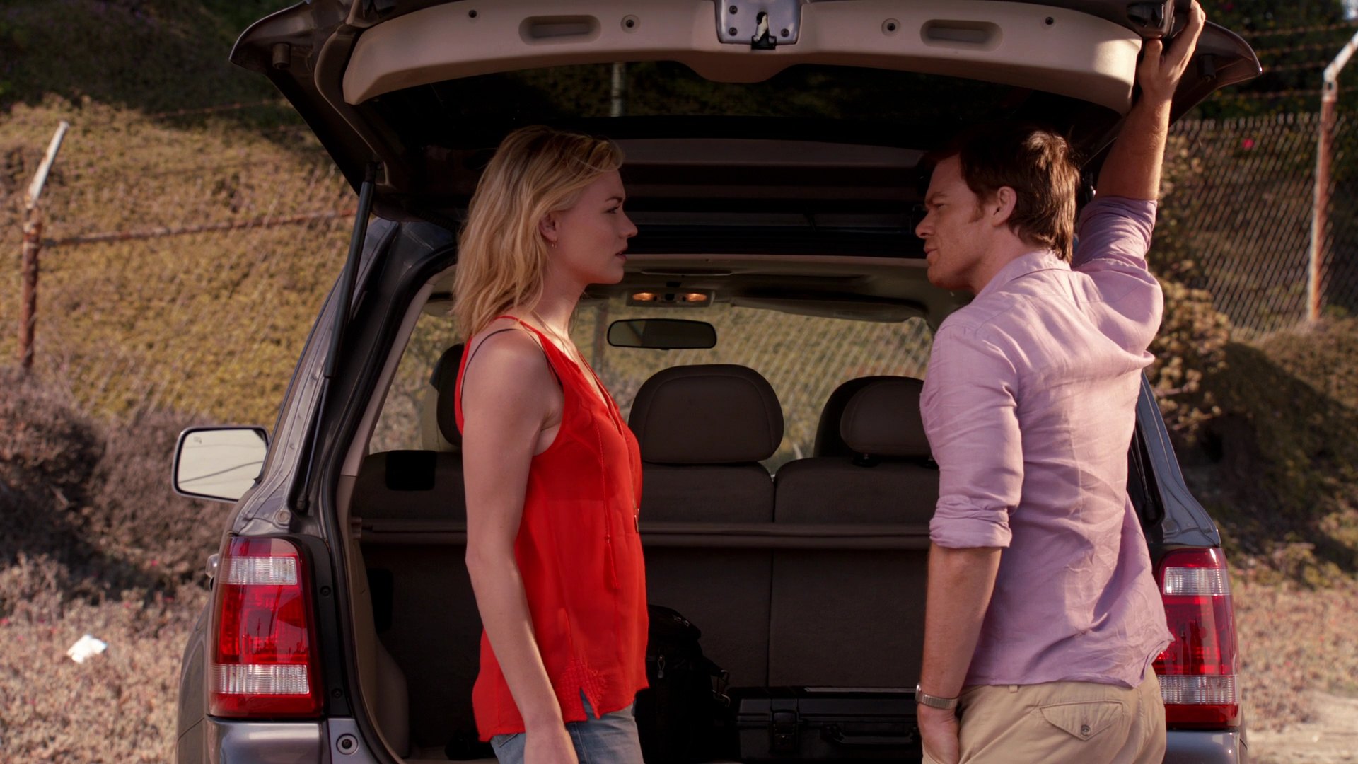 Dexter_7x05_SwimDeep_0146.jpg