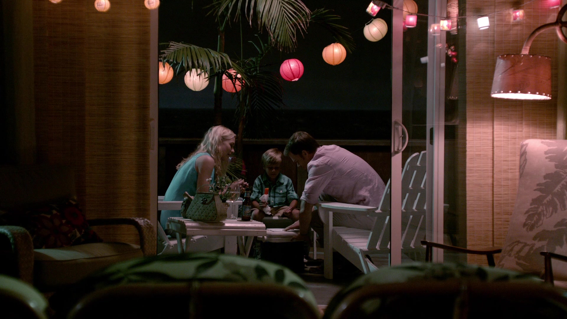 Dexter_8x10_GoodbyeMiami_0079.jpg