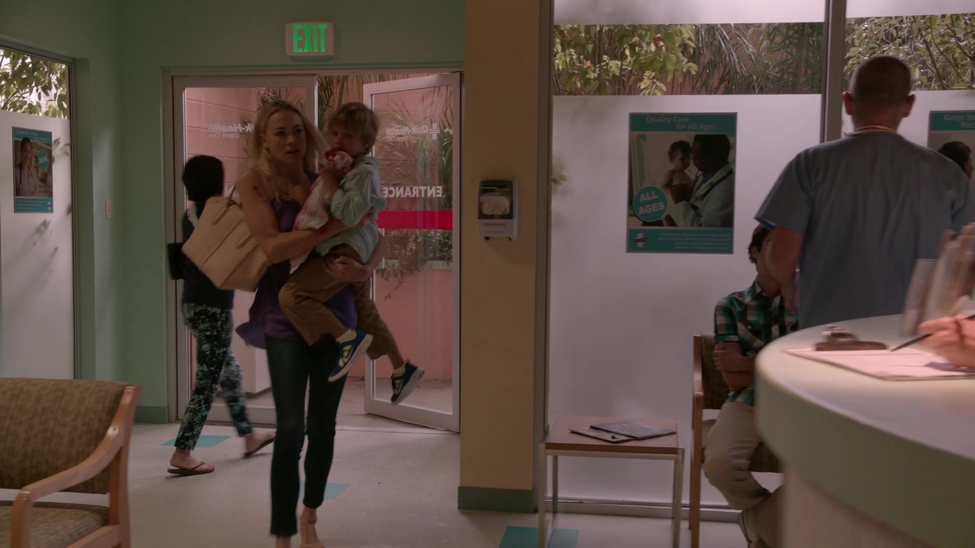 Dexter_8x10_GoodbyeMiami_0139.jpg