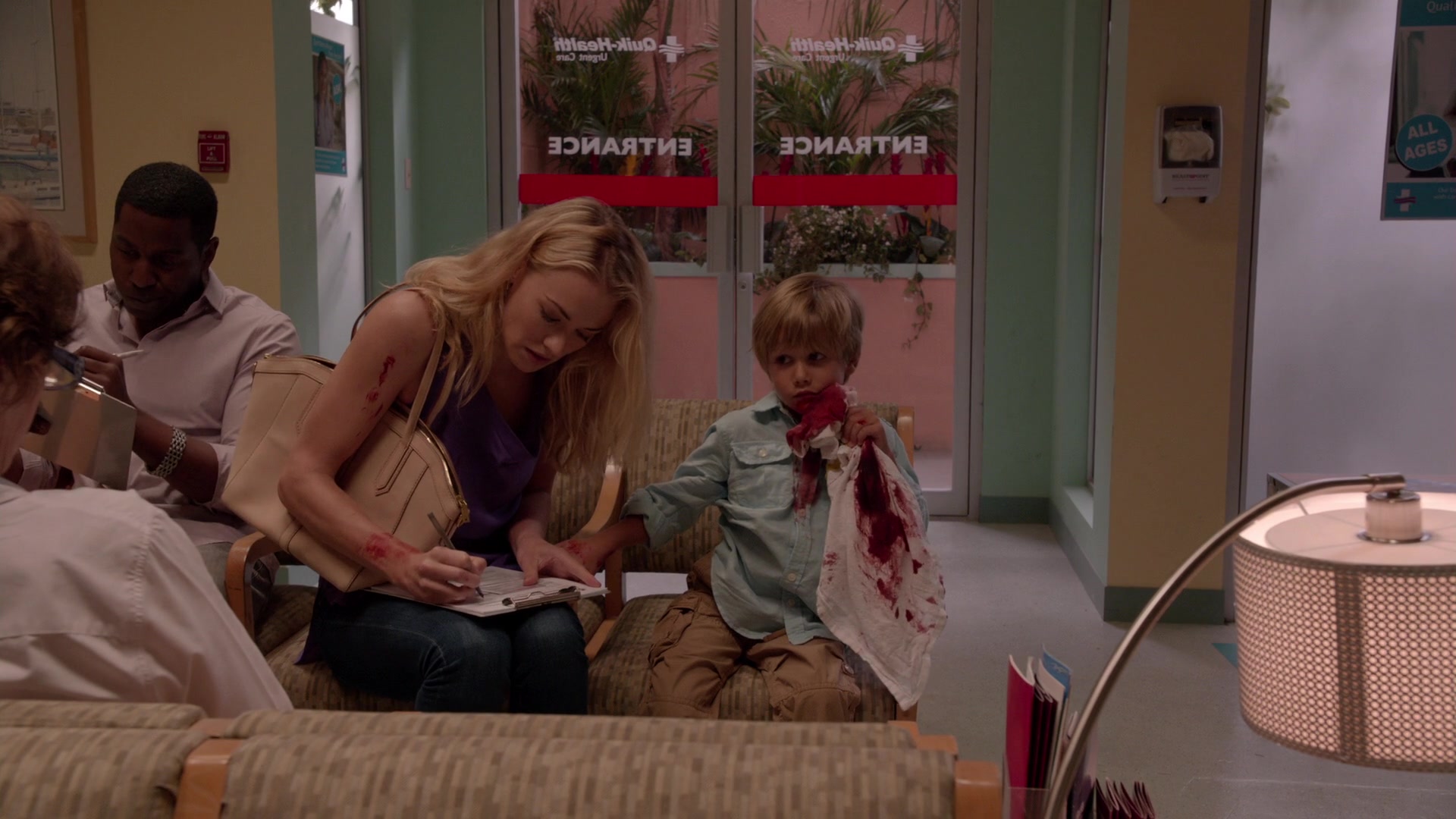 Dexter_8x10_GoodbyeMiami_0158.jpg