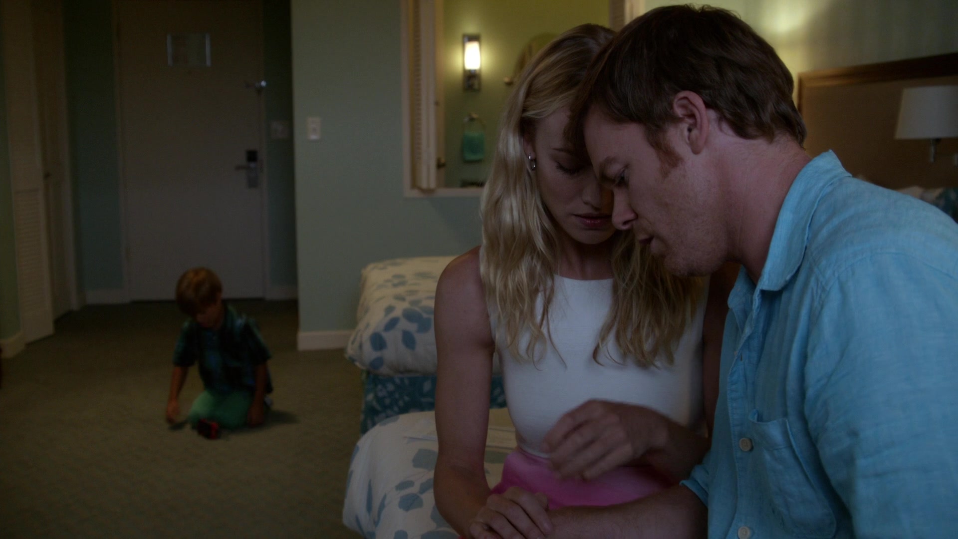 Dexter_8x12_RemebertheMonsters_0075.jpg