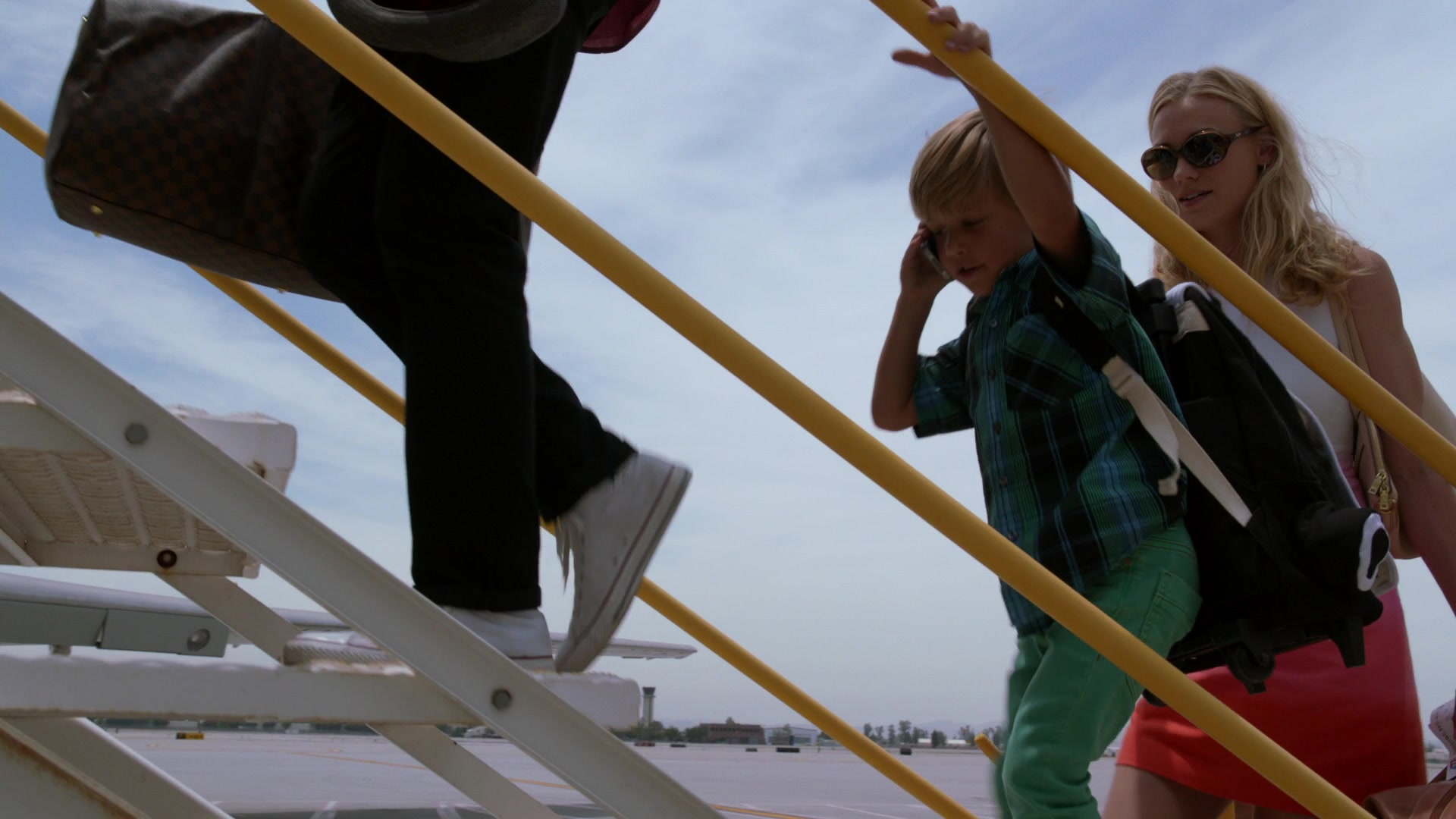 Dexter_8x12_RemebertheMonsters_0183.jpg
