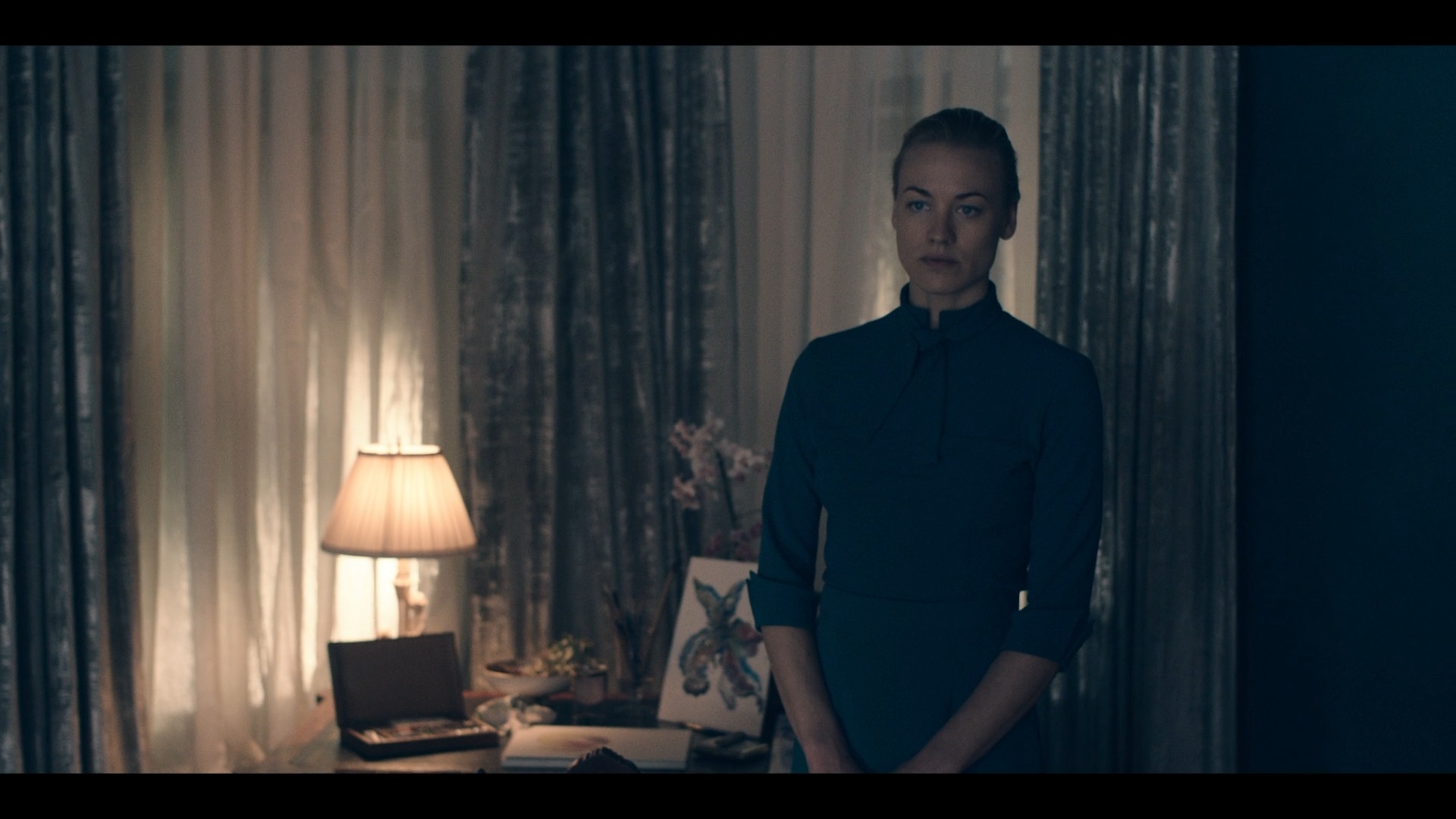 TheHandmaidsTale_1x01_Offred_0005.jpg