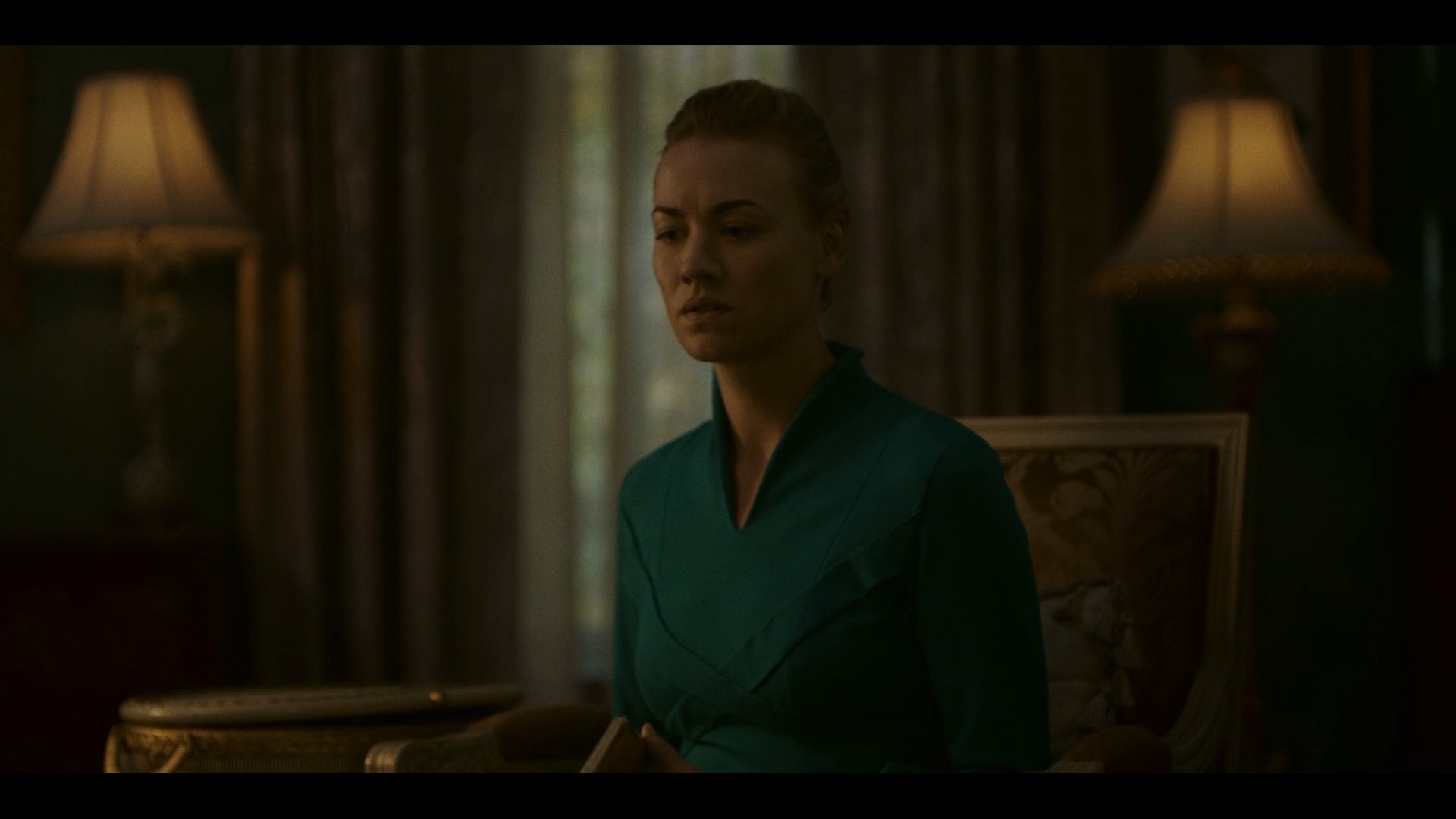 TheHandmaidsTale_1x04_NoliteTeBastardesCarborundorum_0103.jpg