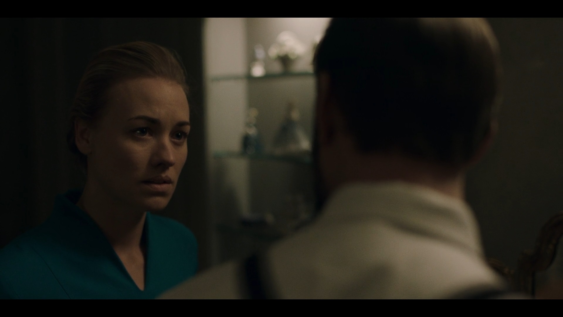 TheHandmaidsTale_1x04_NoliteTeBastardesCarborundorum_0130.jpg