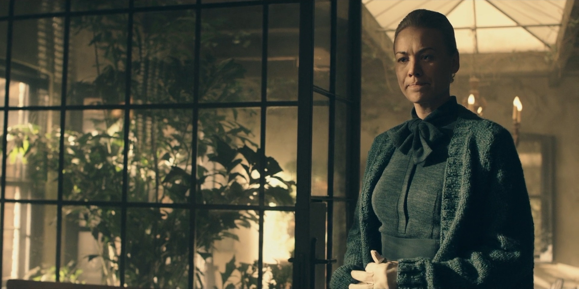 TheHandmaidsTale_1x05_Faithful_0004.jpg