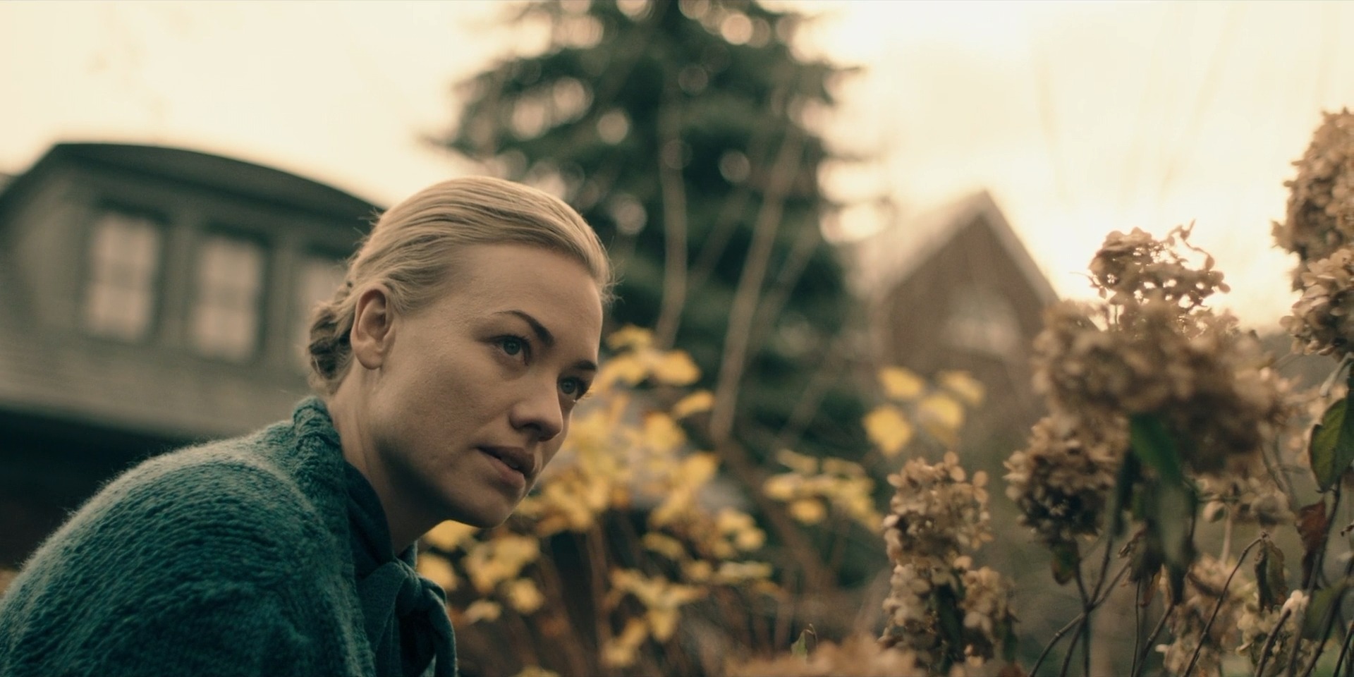 TheHandmaidsTale_1x05_Faithful_0024.jpg