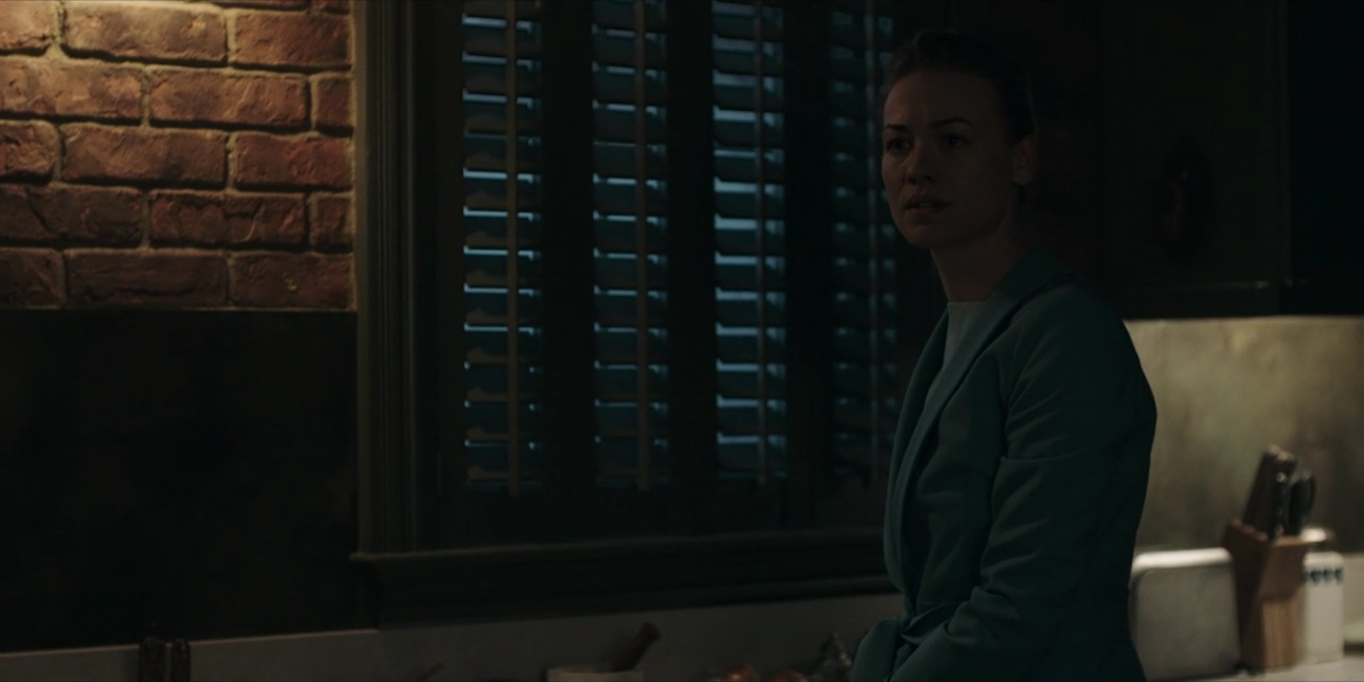 TheHandmaidsTale_1x09_TheBridge_0068.jpg