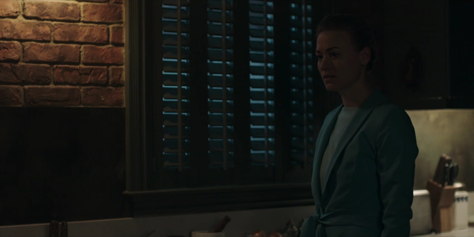 TheHandmaidsTale_1x09_TheBridge_0075.jpg