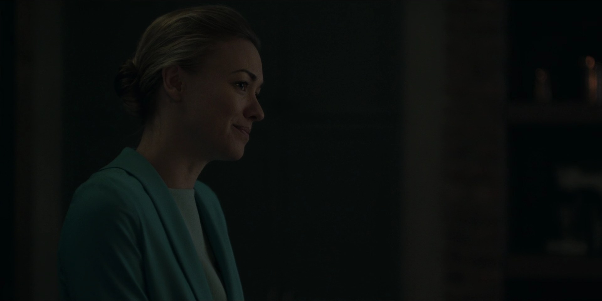 TheHandmaidsTale_1x09_TheBridge_0095.jpg