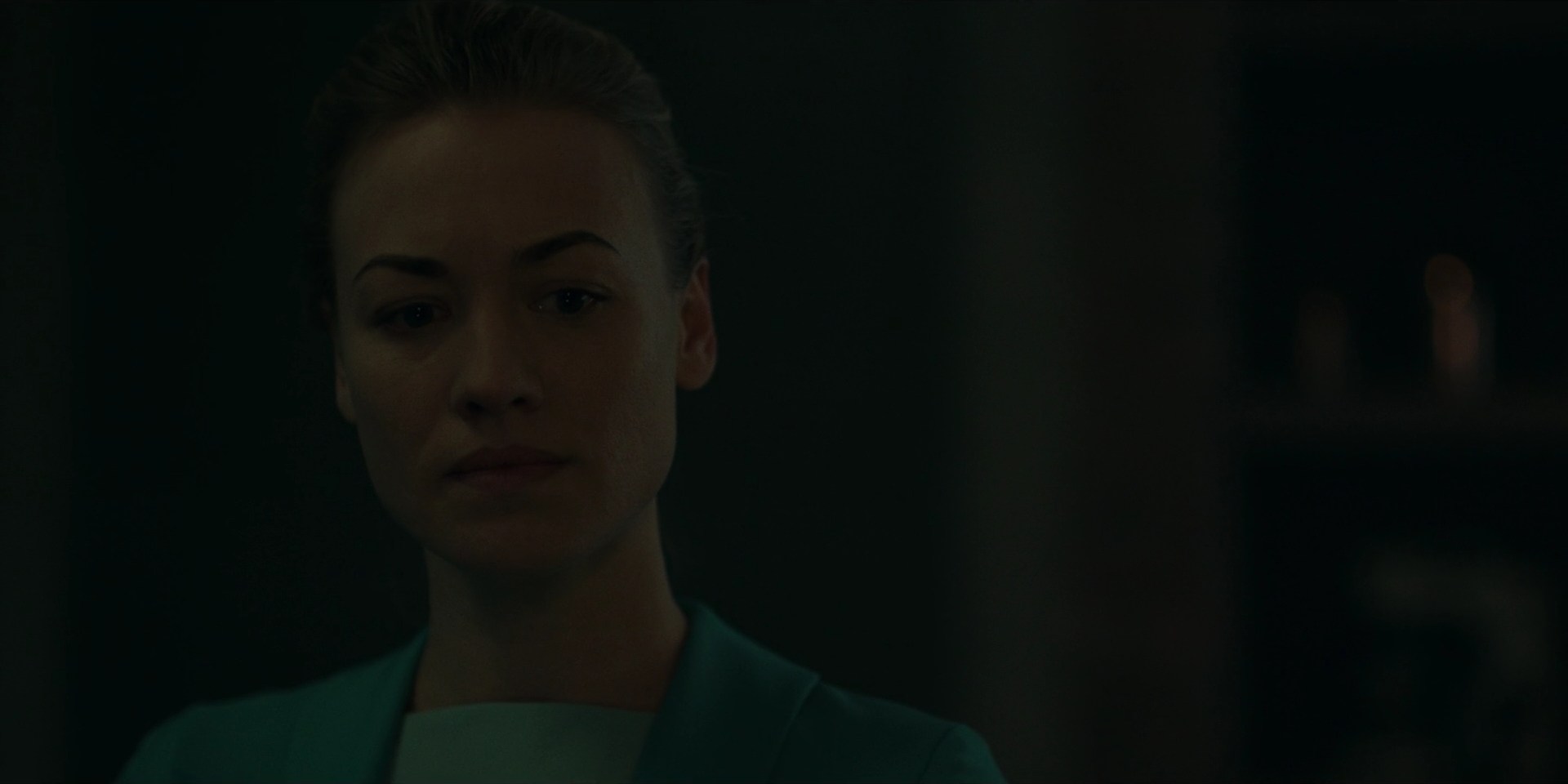 TheHandmaidsTale_1x09_TheBridge_0121.jpg