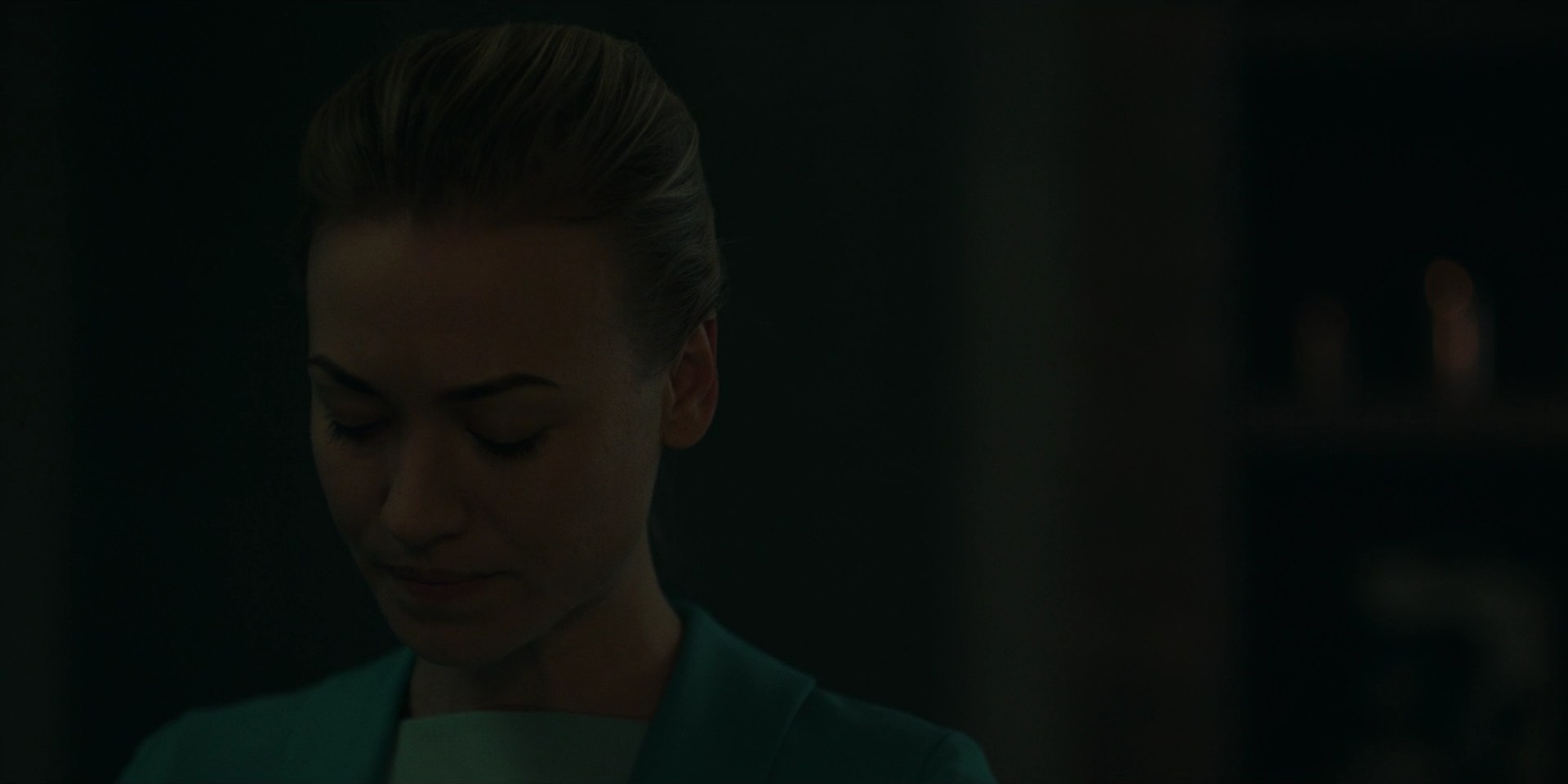TheHandmaidsTale_1x09_TheBridge_0127.jpg