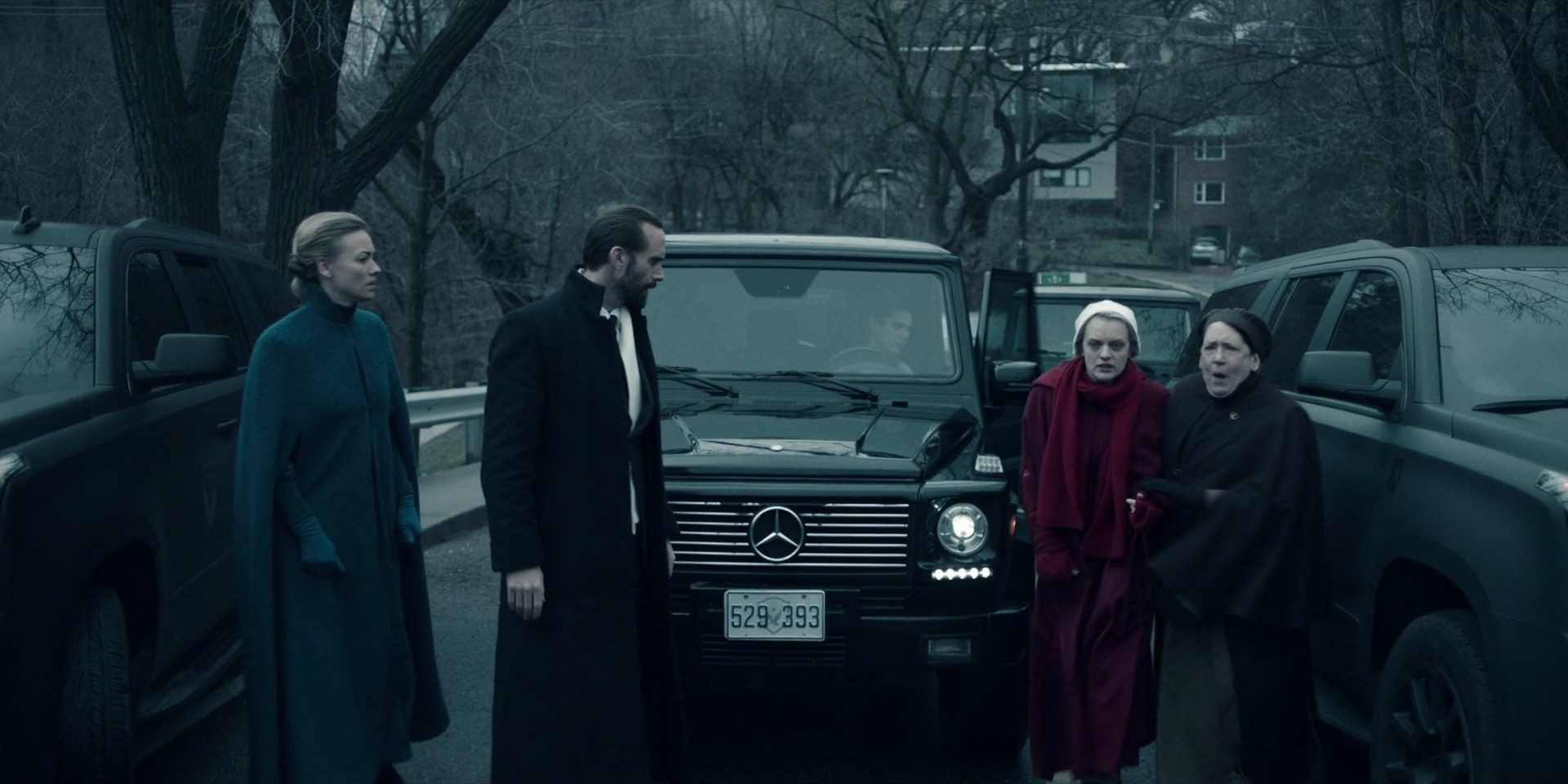 TheHandmaidsTale_1x09_TheBridge_0184.jpg