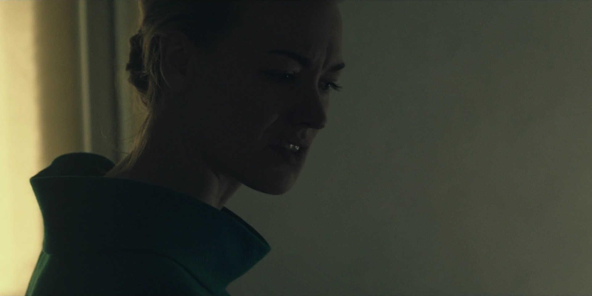 TheHandmaidsTale_1x10_Night_0020.jpg