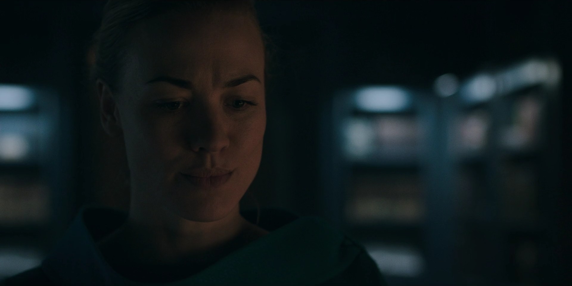 TheHandmaidsTale_1x10_Night_0211.jpg