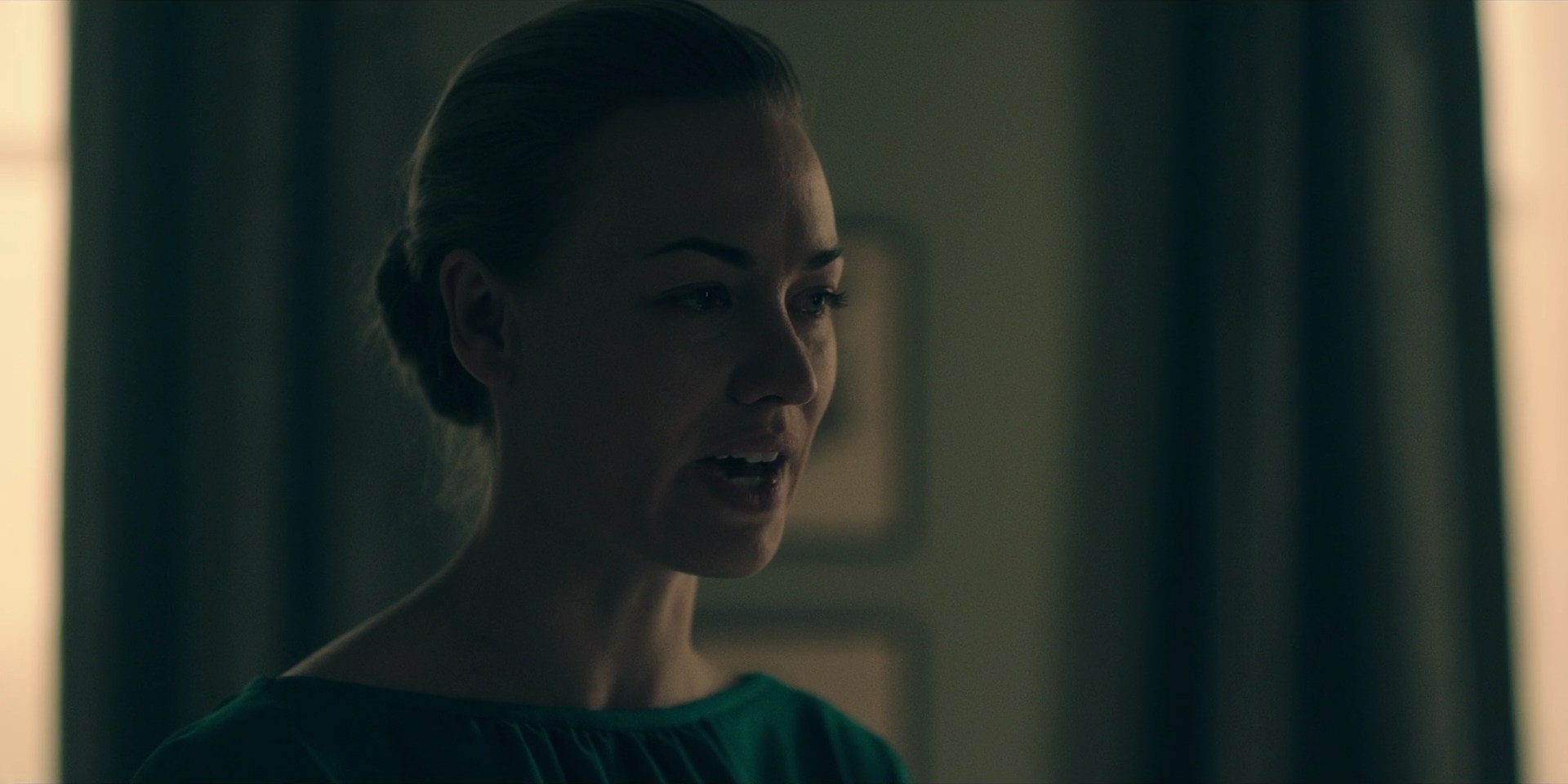 TheHandmaidsTale_1x10_Night_0372.jpg