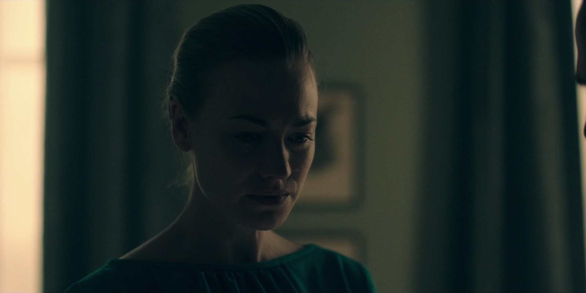 TheHandmaidsTale_1x10_Night_0396.jpg