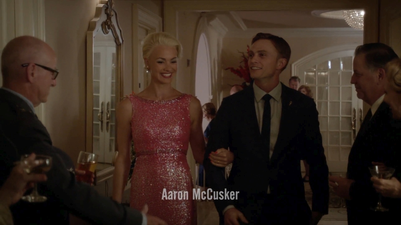 TheAstronautWivesClub_1x01_Launch_0010.jpg