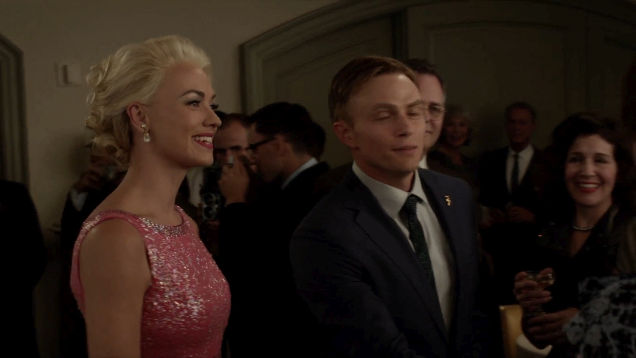 TheAstronautWivesClub_1x01_Launch_0019.jpg