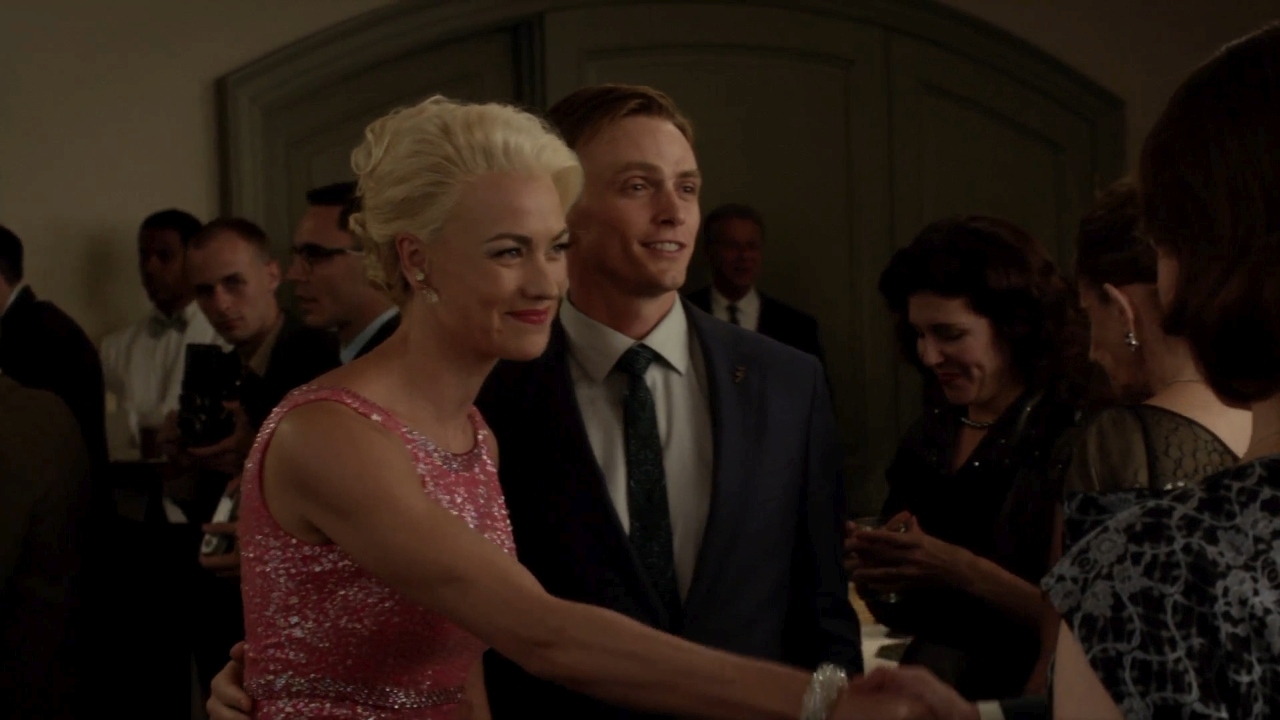 TheAstronautWivesClub_1x01_Launch_0021.jpg