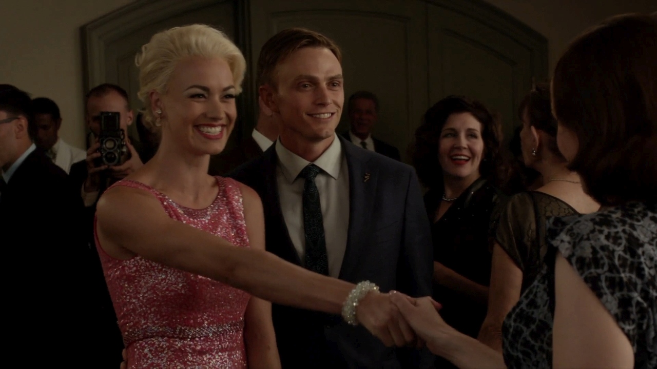 TheAstronautWivesClub_1x01_Launch_0023.jpg