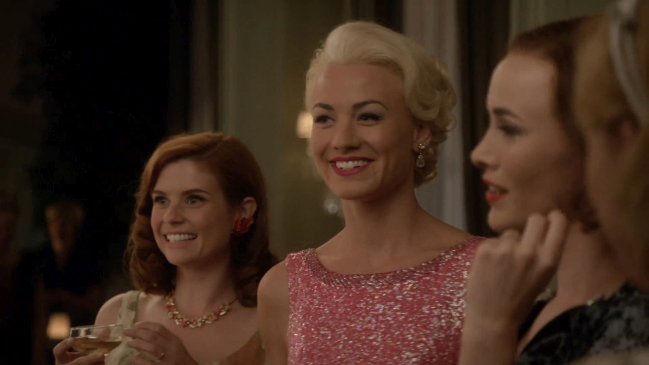 TheAstronautWivesClub_1x01_Launch_0044.jpg