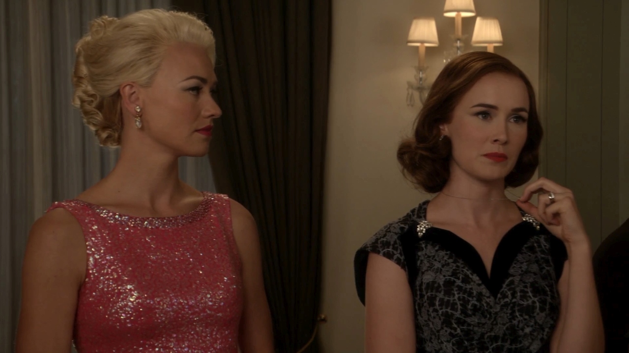 TheAstronautWivesClub_1x01_Launch_0048.jpg