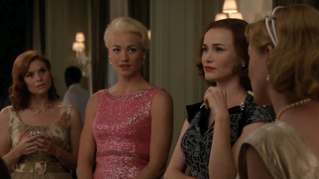 TheAstronautWivesClub_1x01_Launch_0051.jpg