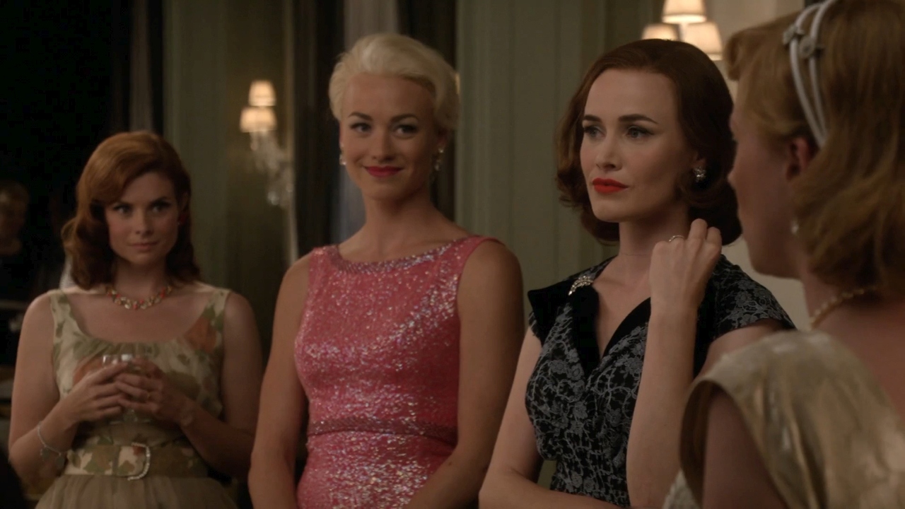 TheAstronautWivesClub_1x01_Launch_0053.jpg