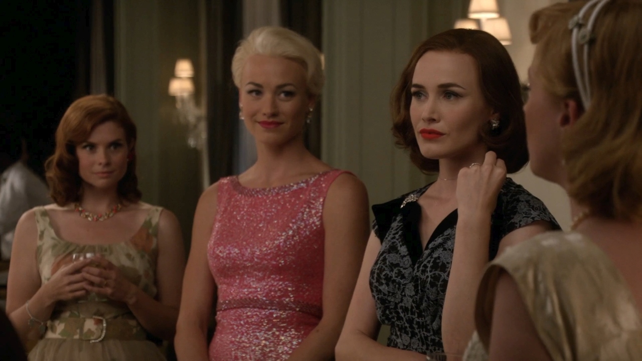 TheAstronautWivesClub_1x01_Launch_0054.jpg