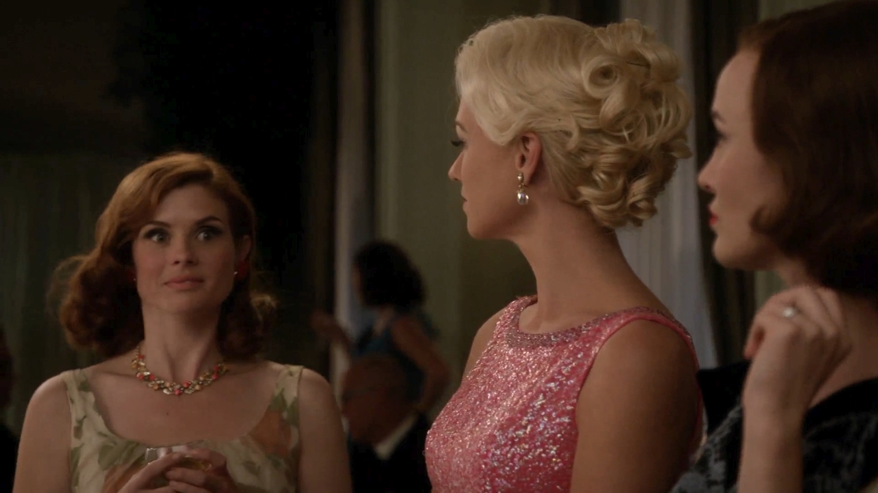 TheAstronautWivesClub_1x01_Launch_0057.jpg