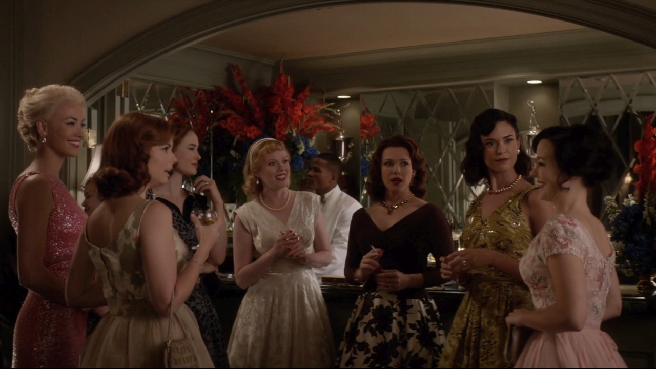 TheAstronautWivesClub_1x01_Launch_0060.jpg