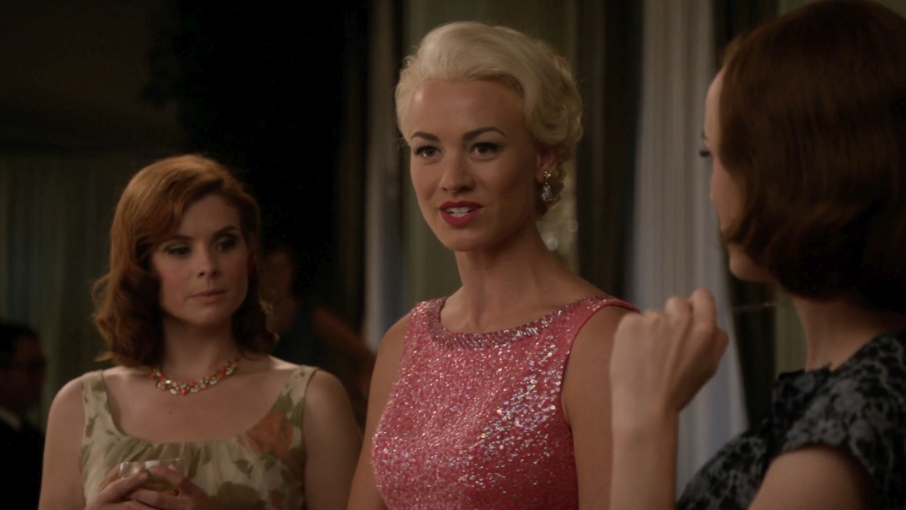 TheAstronautWivesClub_1x01_Launch_0079.jpg