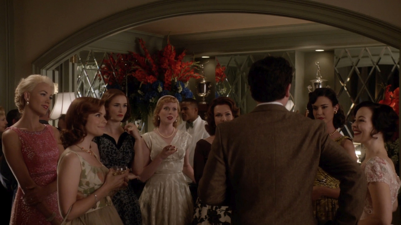 TheAstronautWivesClub_1x01_Launch_0084.jpg