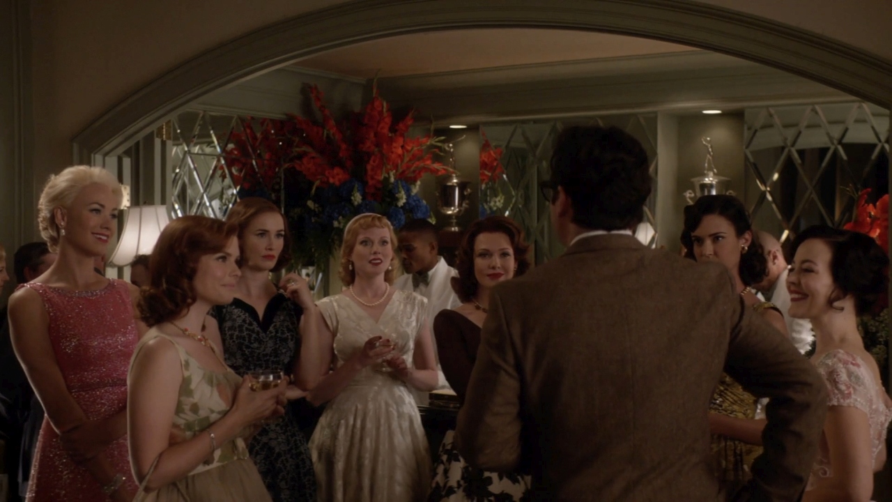 TheAstronautWivesClub_1x01_Launch_0086.jpg