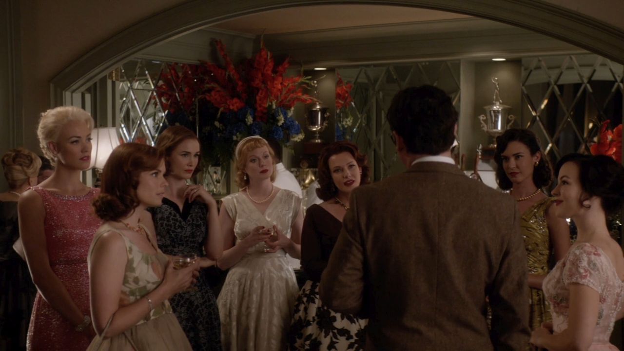 TheAstronautWivesClub_1x01_Launch_0092.jpg